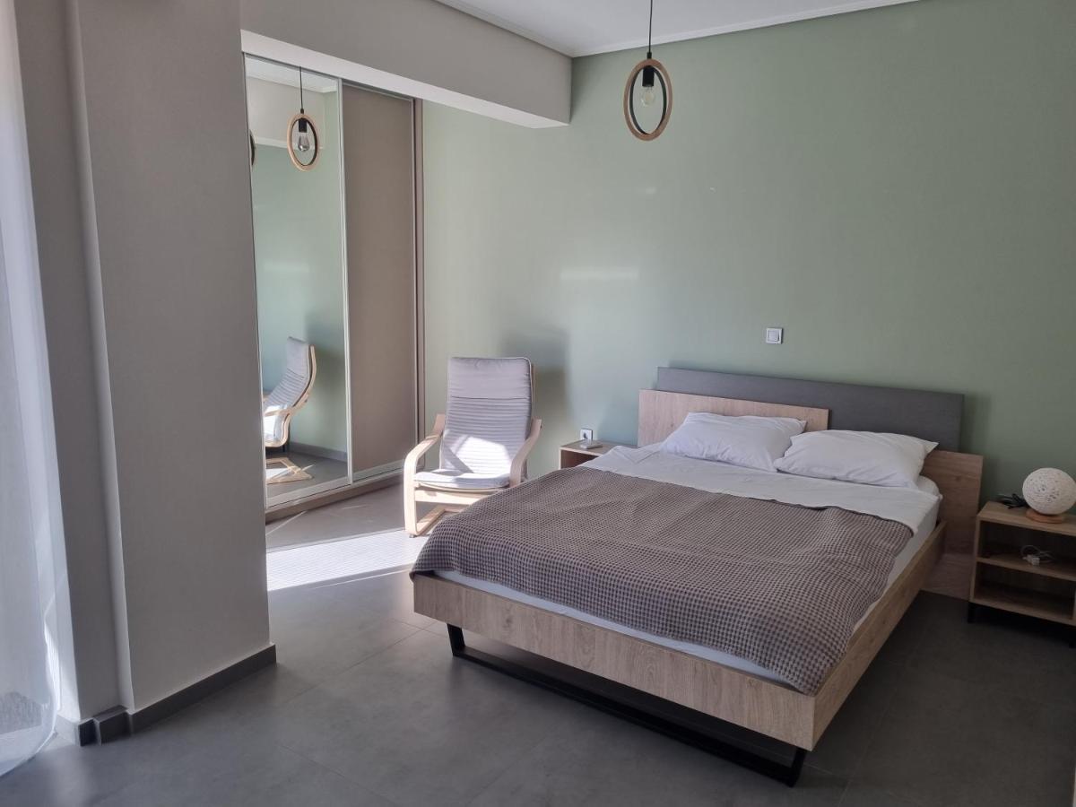 New Minimal Apartment,10' From Athens Airport Spáta エクステリア 写真
