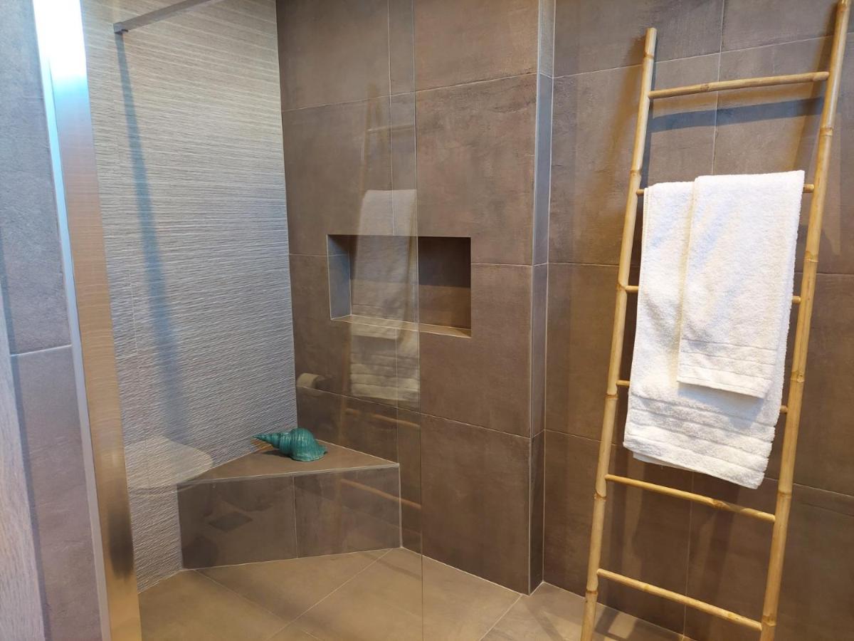 New Minimal Apartment,10' From Athens Airport Spáta エクステリア 写真