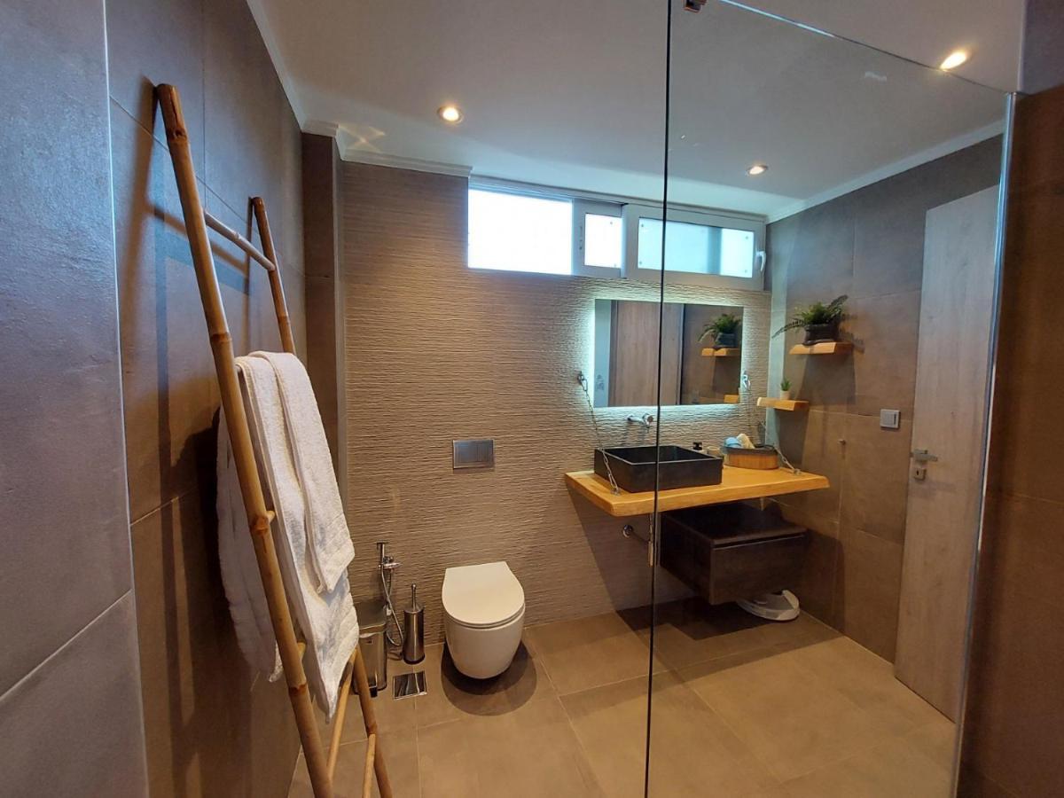 New Minimal Apartment,10' From Athens Airport Spáta エクステリア 写真