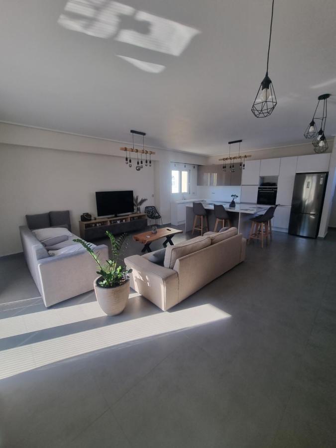 New Minimal Apartment,10' From Athens Airport Spáta エクステリア 写真