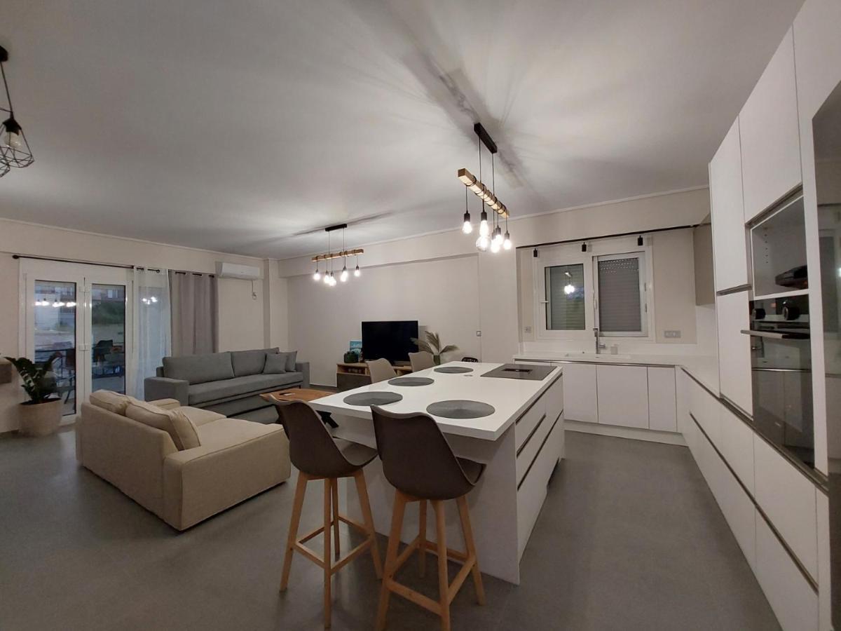 New Minimal Apartment,10' From Athens Airport Spáta エクステリア 写真